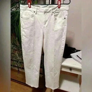 Calvin Klein Women's White Capri Jeans Sz 10